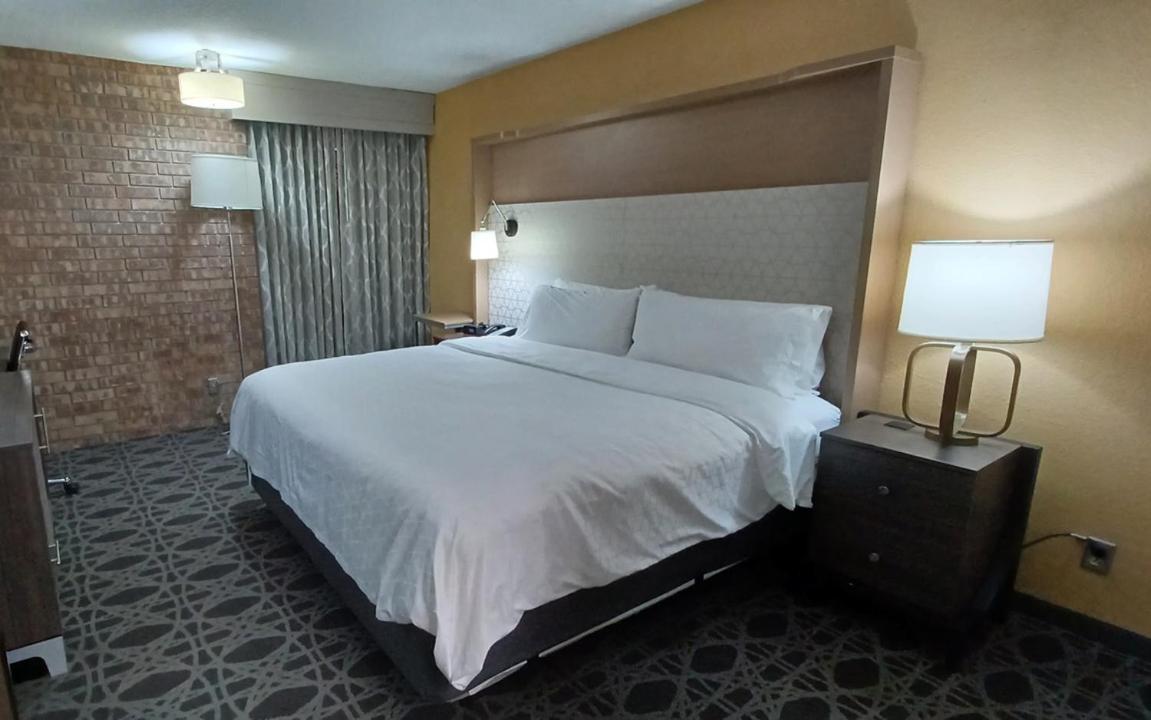Hotel Holiday - - Medical Center Area By Ihg 3*
